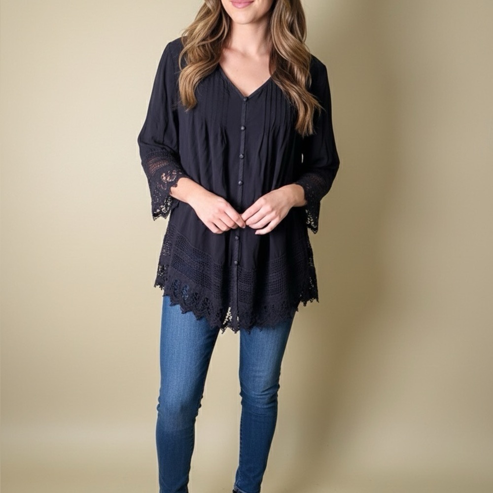 Solitaire Elegant Black Lace Trim Women's Top